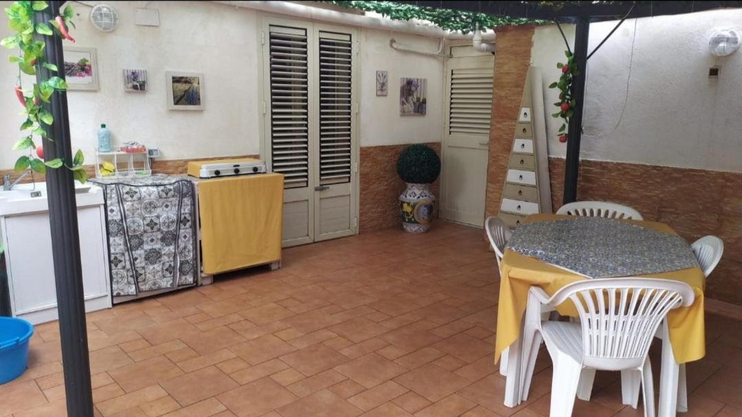 Hotel New Island Isola delle Femmine Exterior foto