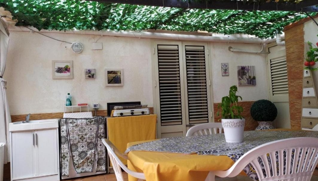 Hotel New Island Isola delle Femmine Exterior foto